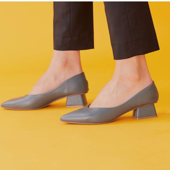 C.Paravano Low Heel Shoes - Picture 1 of 11